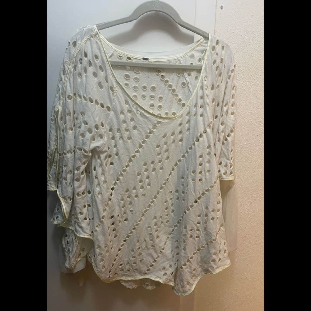 beige long sleeve shirt